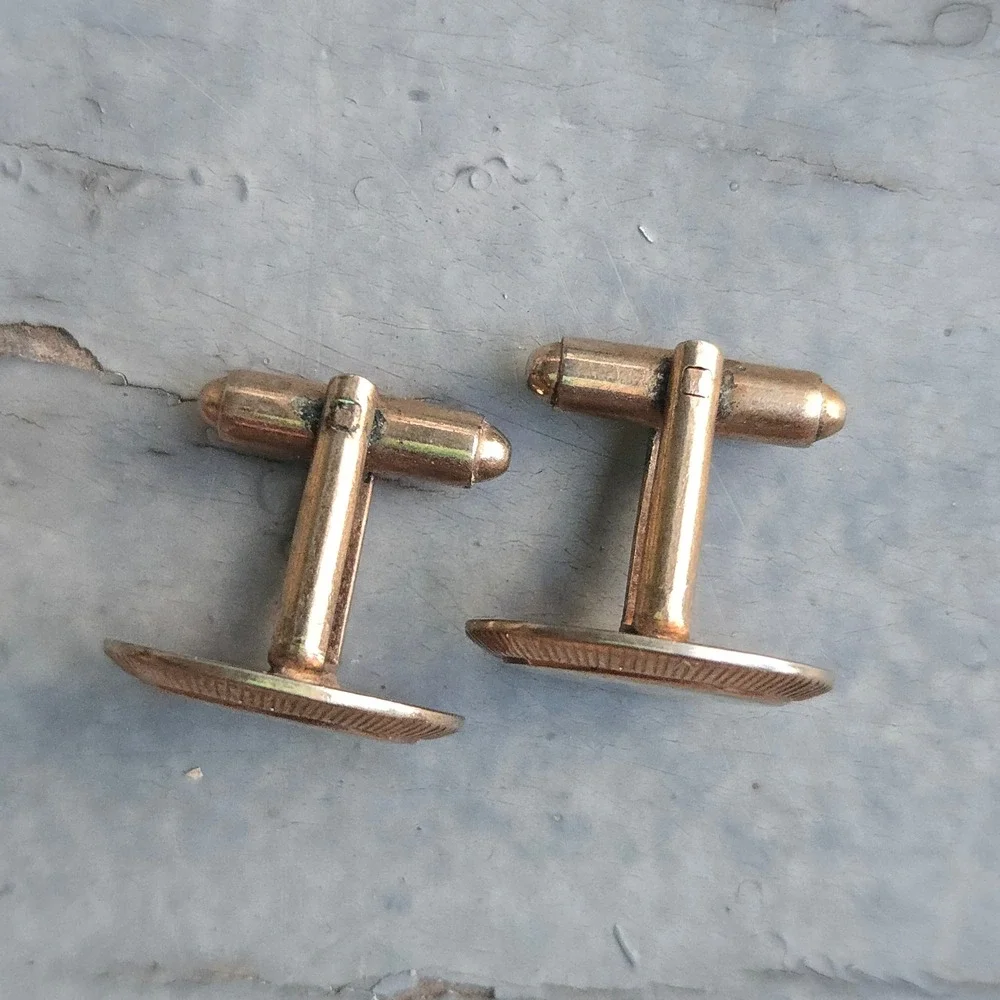 VTG Gold Tone Cufflinks OS Men Gold Oval Textured Rim Toggle Back Formal Wedding